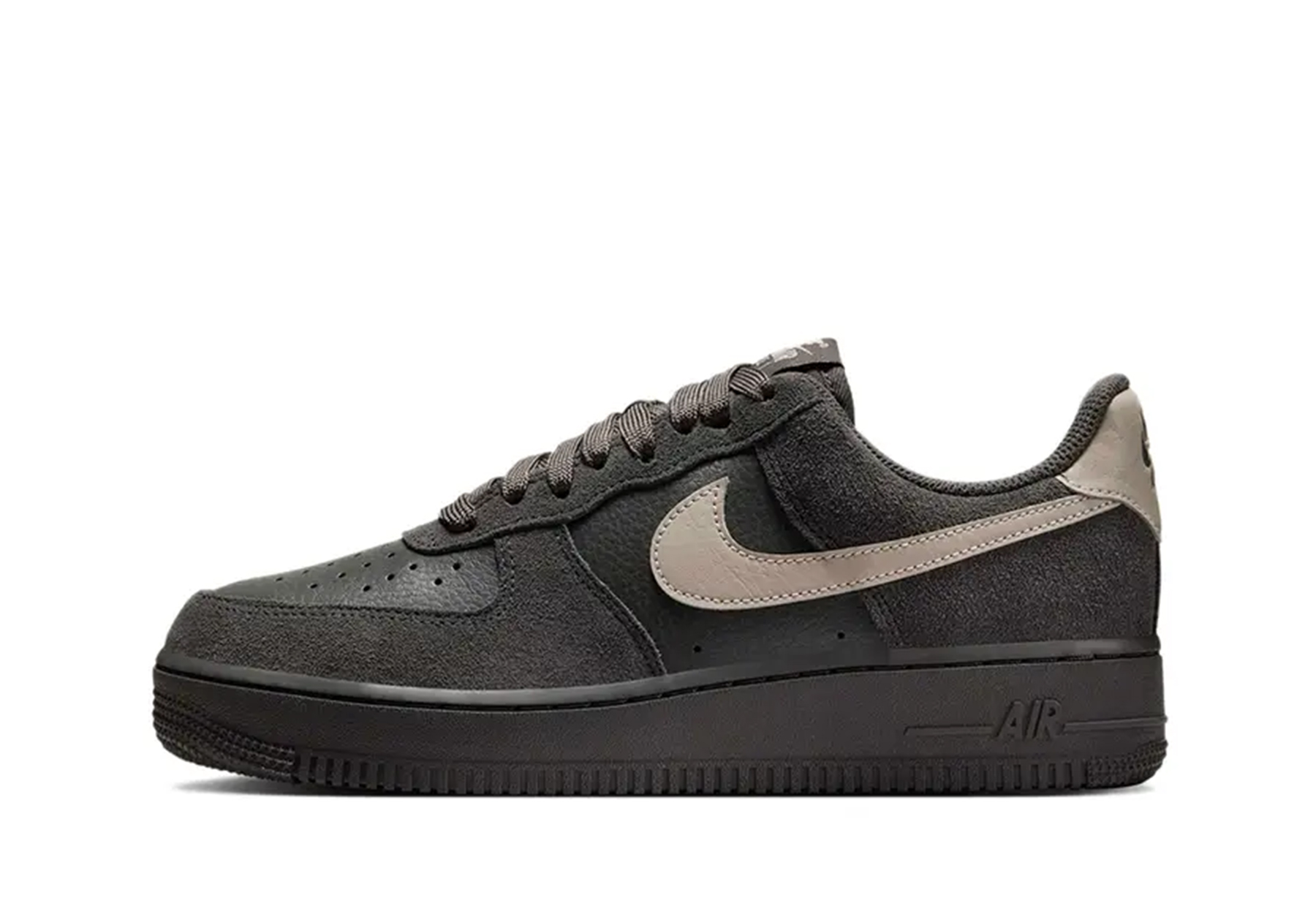 Nike Air Force 1 Low Medium 'Ash Malt' (2025) BLACK sneaker – authenticated on KLEKT