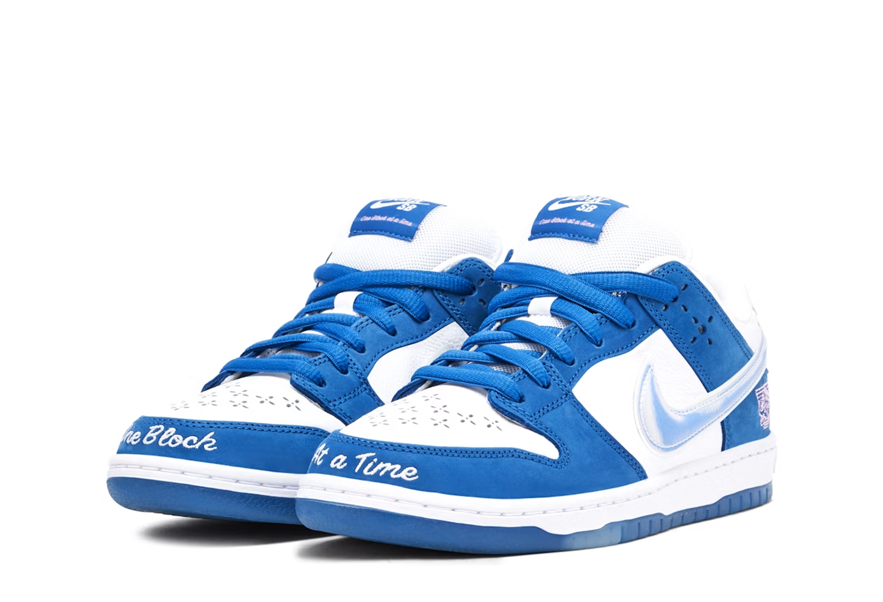 Nike SB x Born x Raised Dunk Low 'One Block at a Time' (2023) Blue/White/Pink sneaker – authenticated on KLEKT