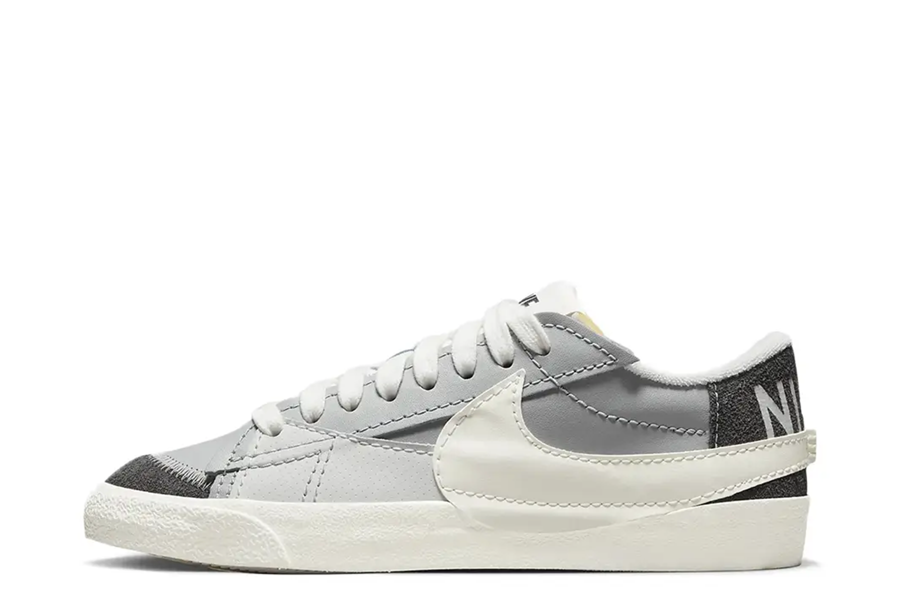 Nike Blazer Low Jumbo Smoke Grey (2023) SMOKE GREY sneaker – authenticated on KLEKT