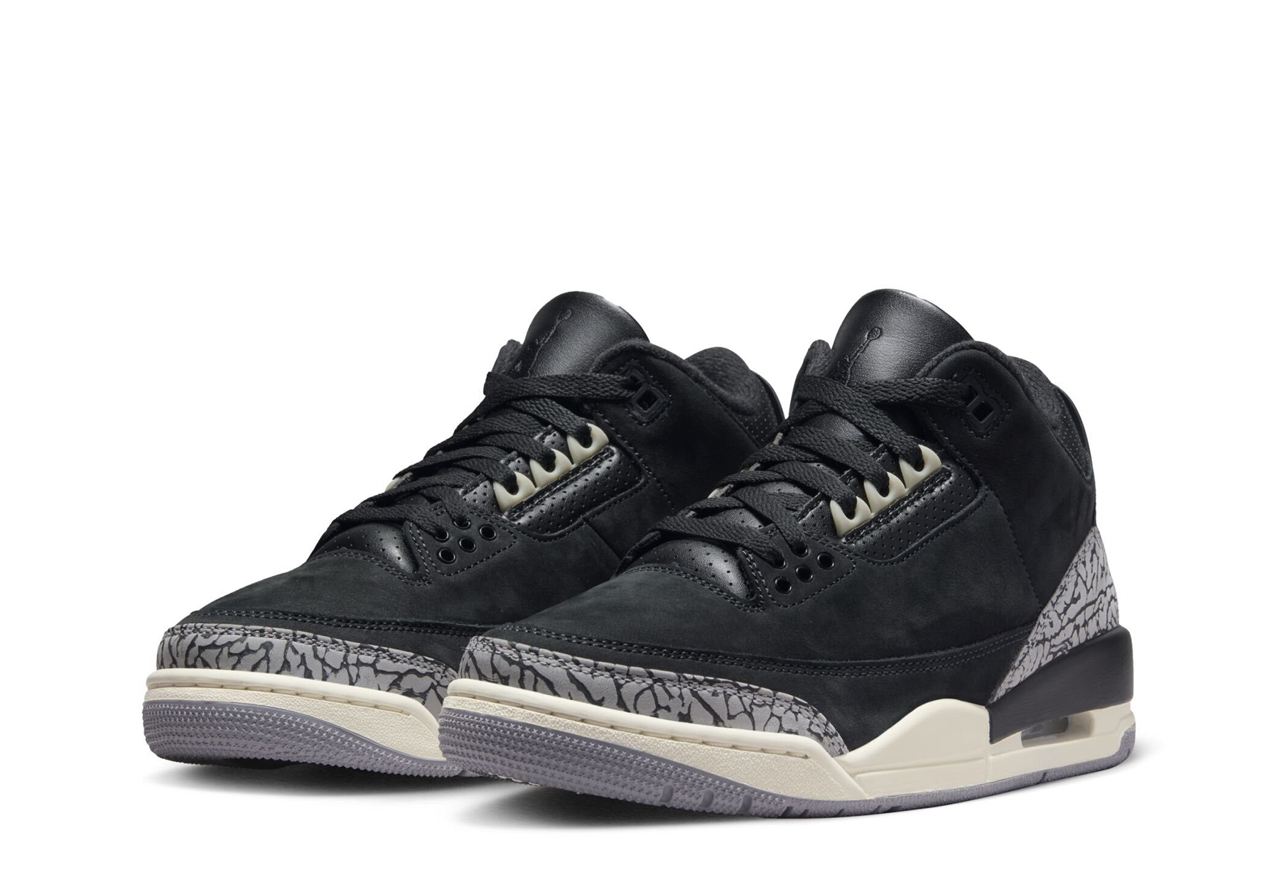 Air Jordan 3 WMNS 'Off Noir' (2023) Off Noir/Black/Coconut Milk/Cement Grey sneaker – authenticated on KLEKT