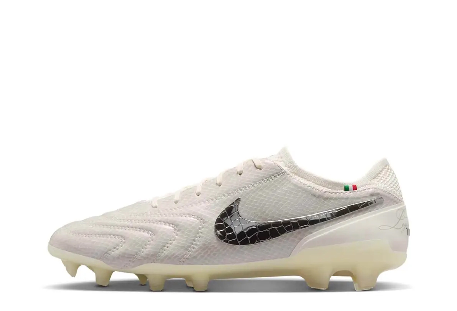Nike Tiempo Legend 10 Elite Luxe FG 'Montebelluna White Snakeskin' (2025) WHITE sneaker – authenticated on KLEKT