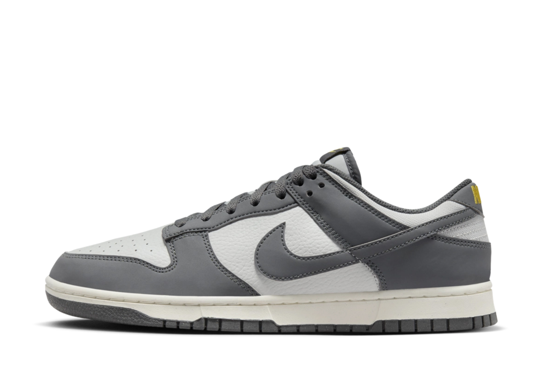 Nike Dunk Low Next Nature 'Smoke Grey' (2023) Iron Grey/Coconut Milk/Lightning/Photon Dust sneaker – authenticated on KLEKT