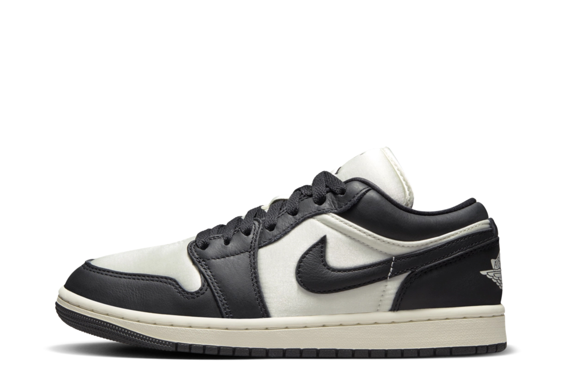 Air Jordan 1 Low SE WMNS 'Vintage Panda' (2023) WHITE/BLACK sneaker – authenticated on KLEKT