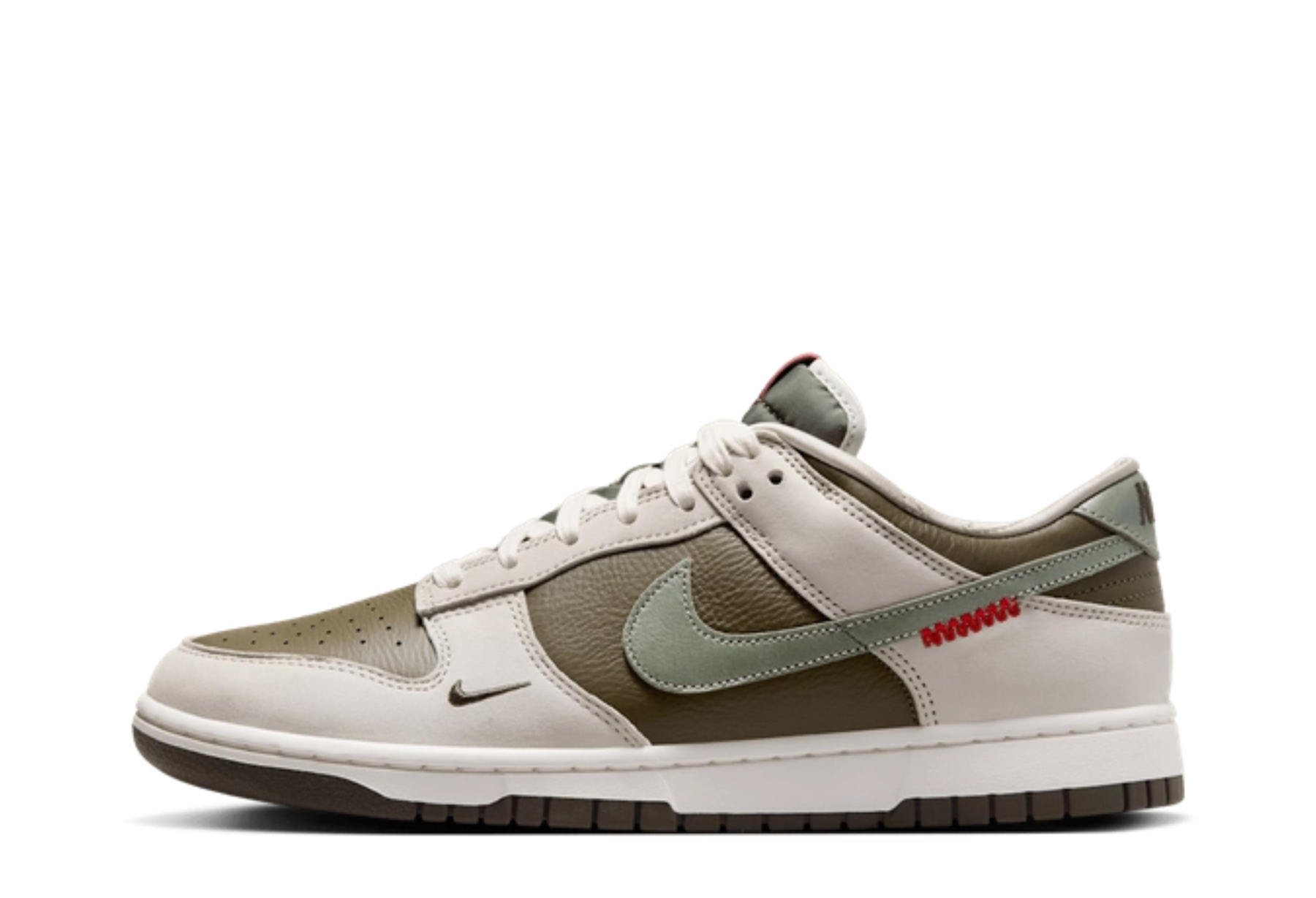 Nike Dunk Low Retro 'Year of the Snake' (2025) Medium Olive/Jade Horizon-Sail-Ironstone-University Red-Sail sneaker – authenticated on KLEKT