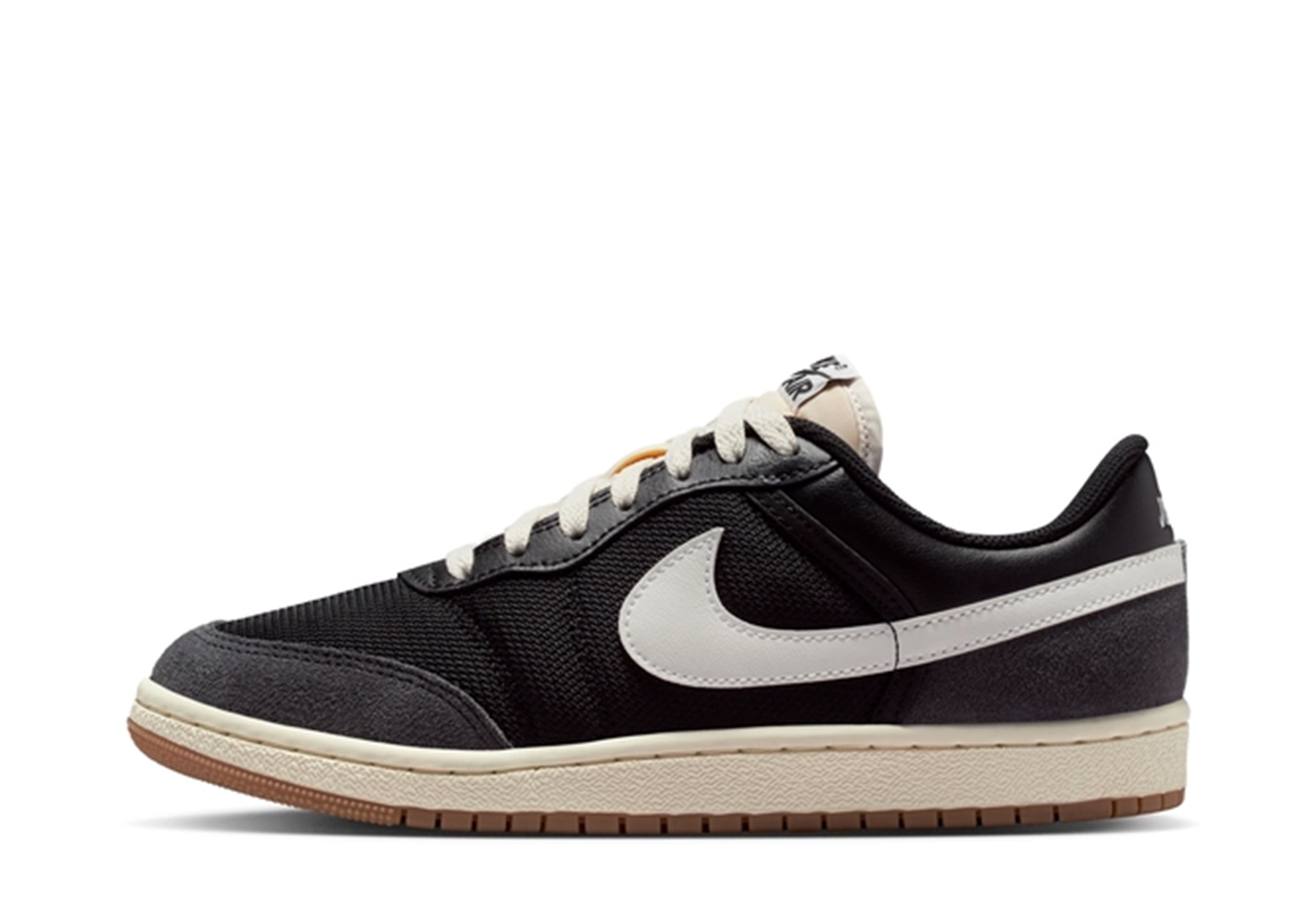 Air Jordan Skyline Low 'Black & Sail' (2026) Black/Sail/Gum Medium Brown/Summit White sneaker – authenticated on KLEKT
