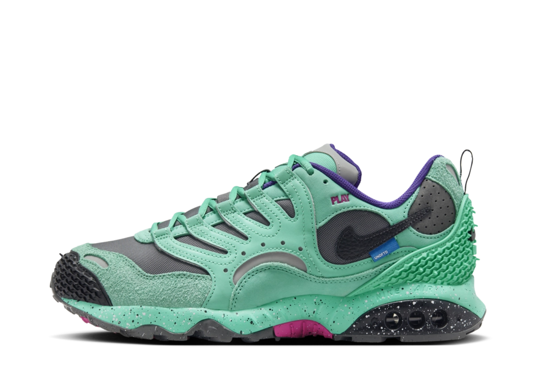 Nike x UNDEFEATED Air Terra Humara 'Light Menta' (2024) Light Menta/Black/Iron Grey sneaker – authenticated on KLEKT