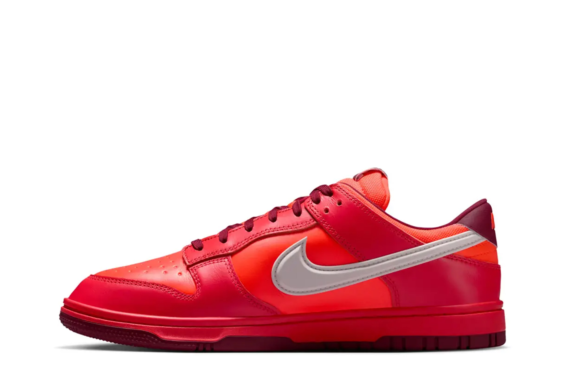 Nike Dunk Low Gore-Tex 'Crimson' (2026) RED sneaker – authenticated on KLEKT
