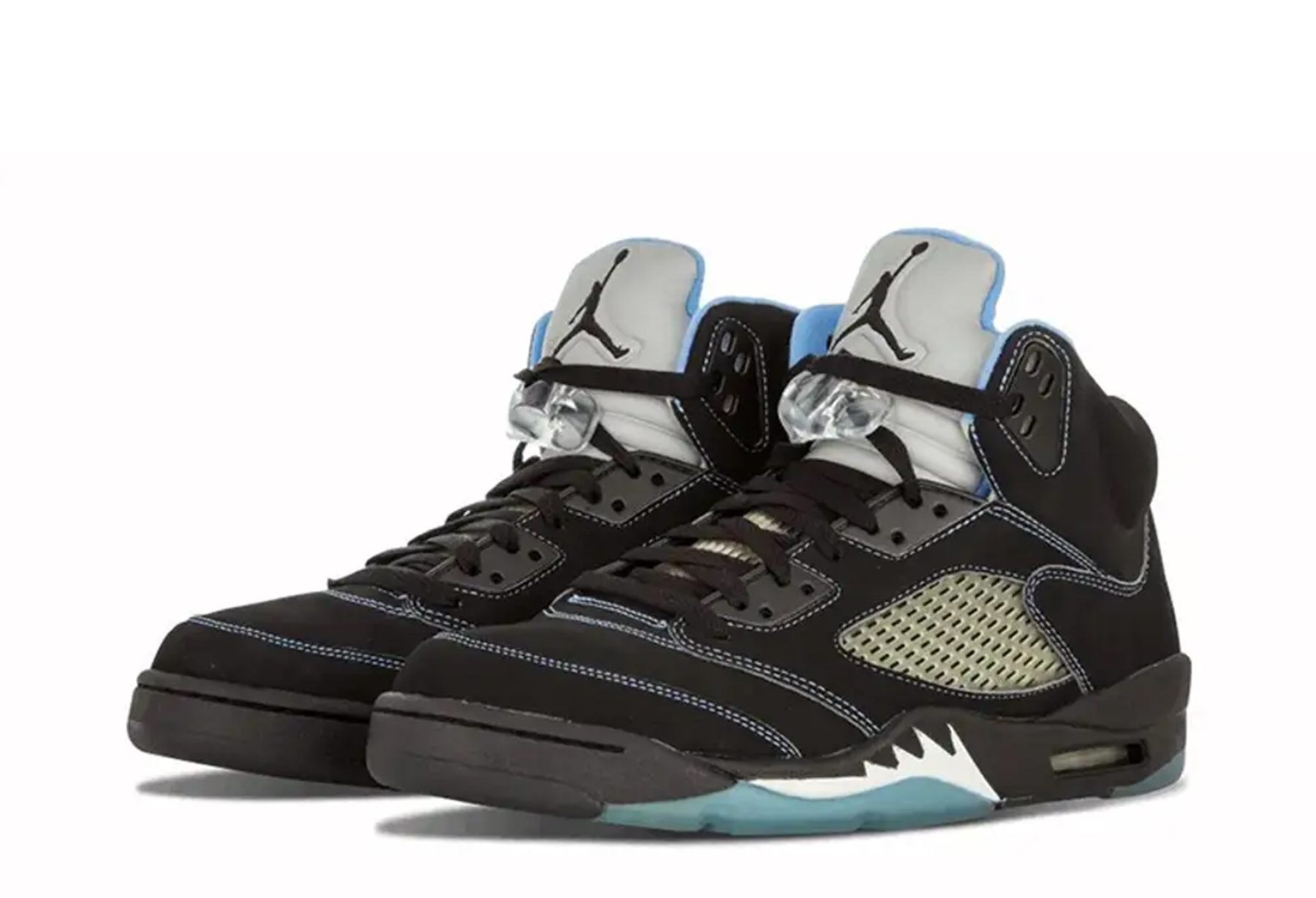 Air Jordan 5 'Black Carolina' (2026) BLACK sneaker – authenticated on KLEKT