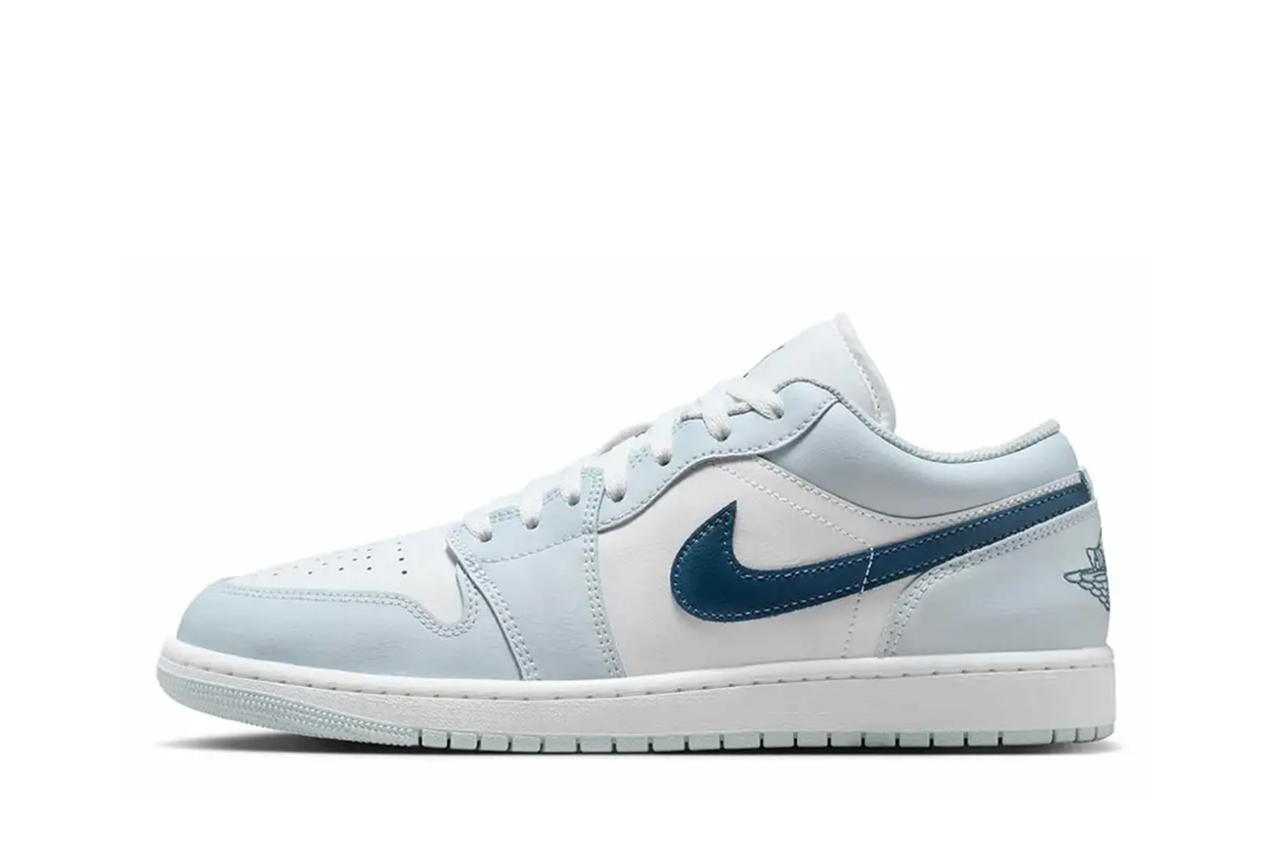 Air Jordan 1 Low 'Aura Squadron Blue' (2026) BLUE sneaker – authenticated on KLEKT