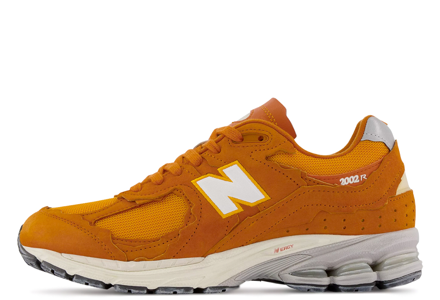 New Balance 2002R Protection Pack Orange (2022) Orange sneaker – authenticated on KLEKT