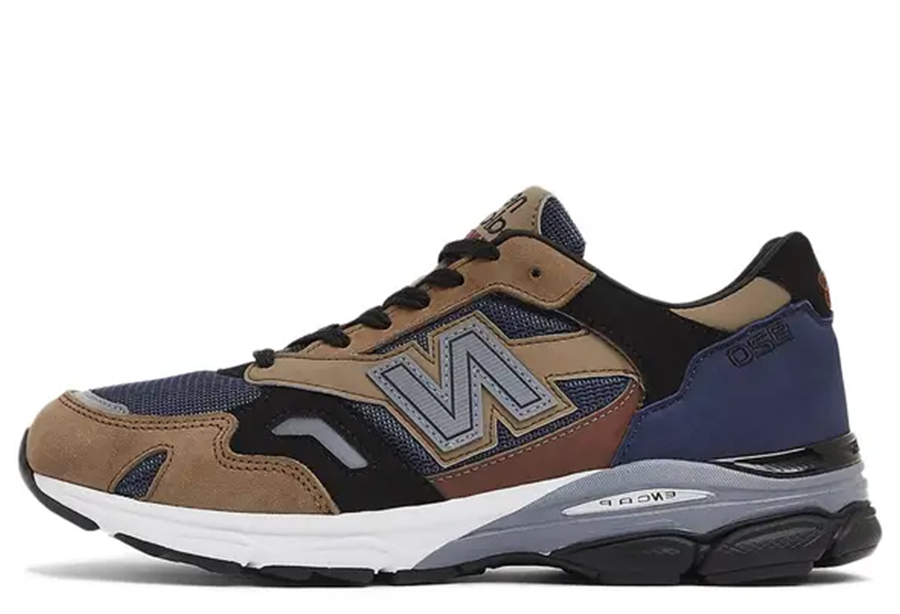 New Balance 920 Made in UK Navy Beige Black (2022) NAVY/BEIGE/BLACK sneaker – authenticated on KLEKT