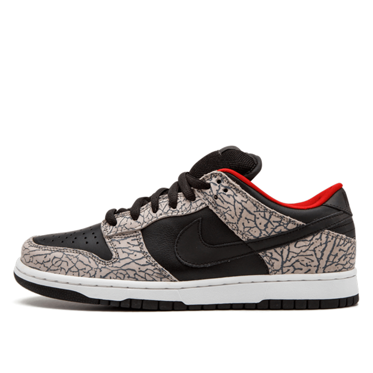 Nike SB x Supreme Dunk Low 'Black Cement' (2002) sneaker – authenticated on KLEKT
