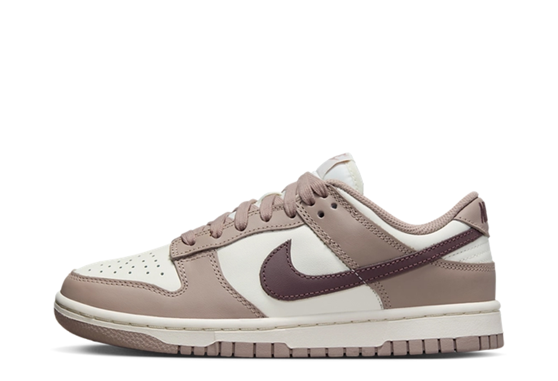Nike Dunk Low WMNS 'Sail Plum Eclipse' (2023) Sail/Plum Eclipse/Diffused Taupe sneaker – authenticated on KLEKT