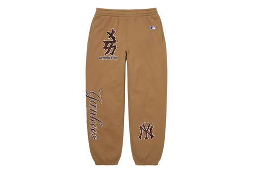 Supreme x New York Yankees™ Kanji Sweatpant Dark Khaki (FW22)