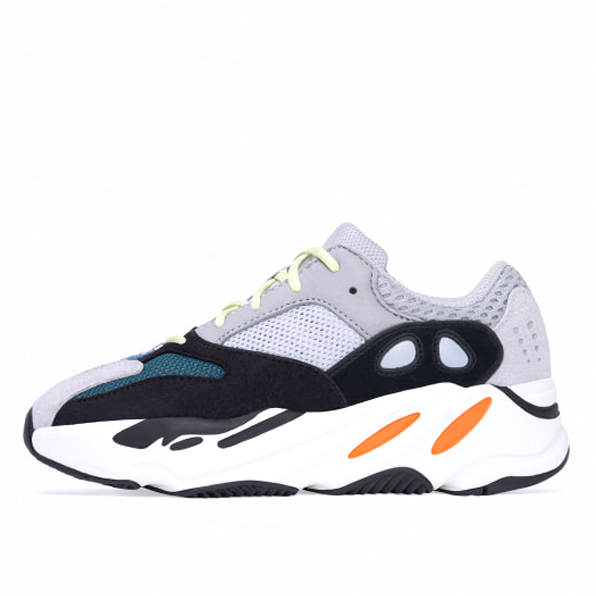 Yeezy Boost 'Wave Runner' Solid Grey (Kids / K Sizes) (2019) SOLID GREY/CHALK WHITE/CORE BLACK sneaker – authenticated on KLEKT