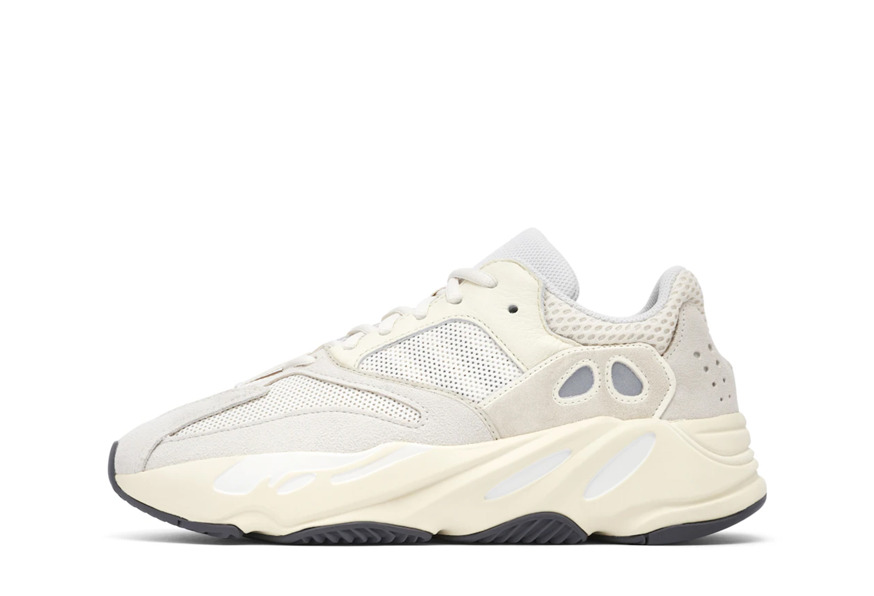 Yeezy Boost 700 'Analog' sneaker – authenticated on KLEKT