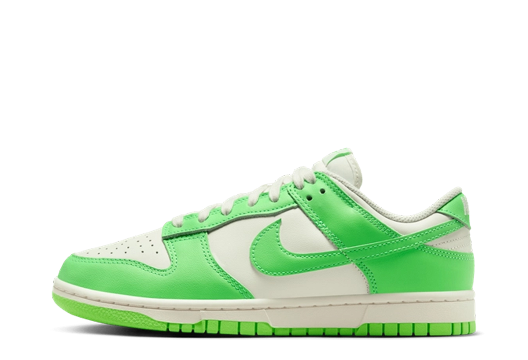 Nike Dunk Low 'Green Strike' (2025) Green Strike/Sail sneaker – authenticated on KLEKT