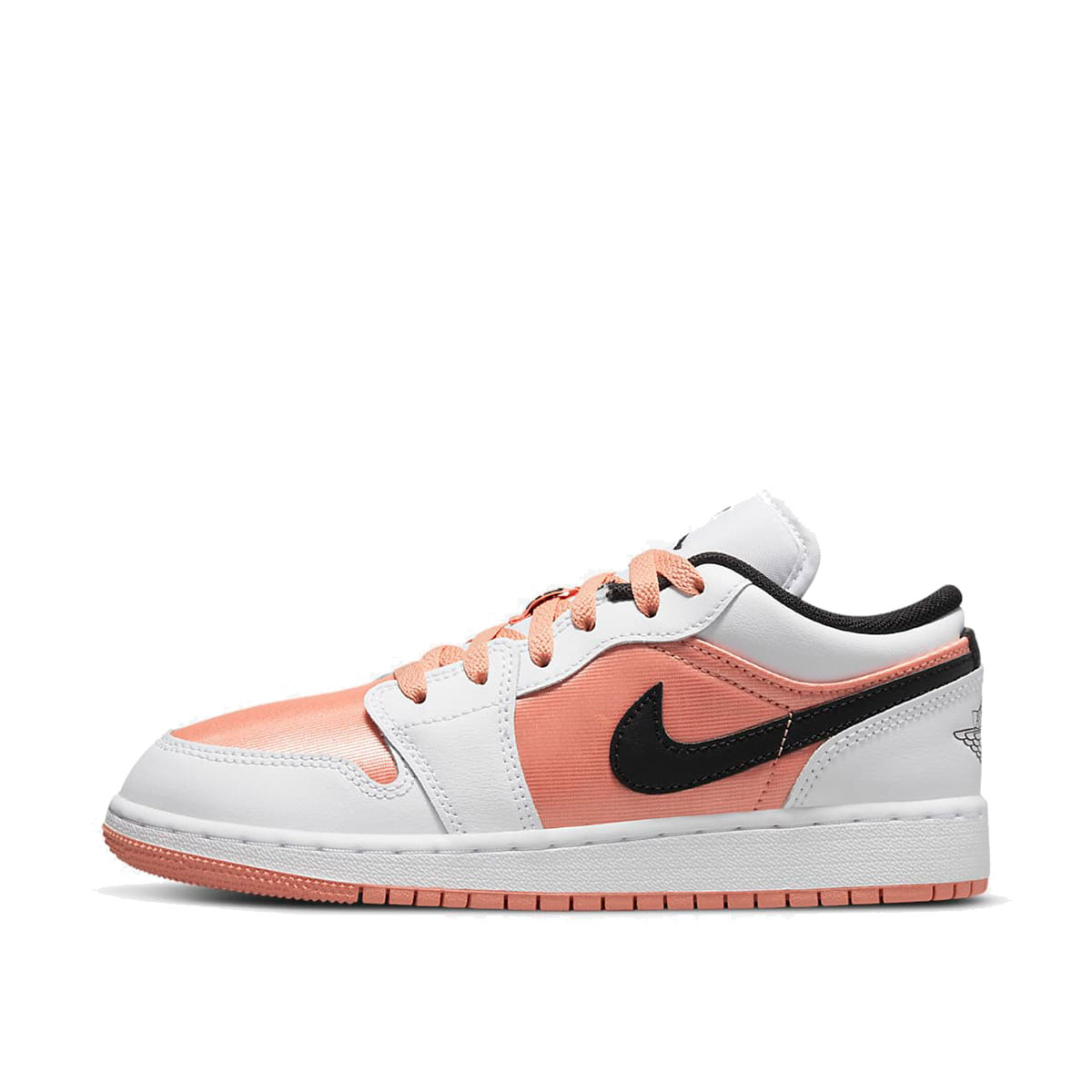 Air Jordan 1 Low White Light Madder Root (GS) (2022) sneaker – authenticated on KLEKT