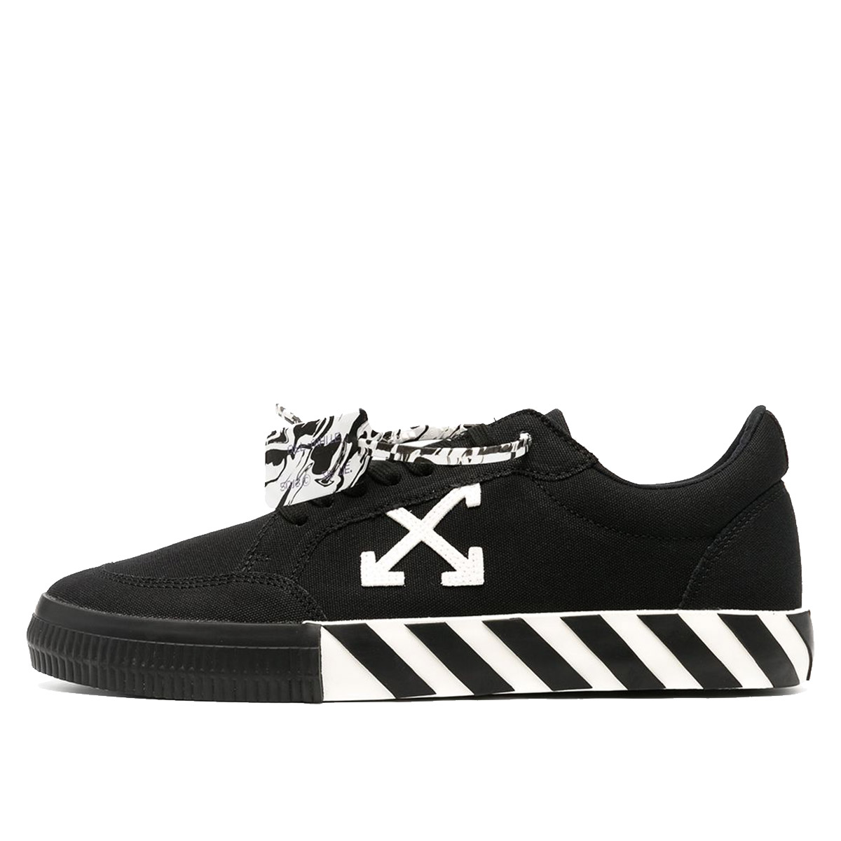 Off White Vulc Low Top Sneaker Black White (2021) sneaker – authenticated on KLEKT