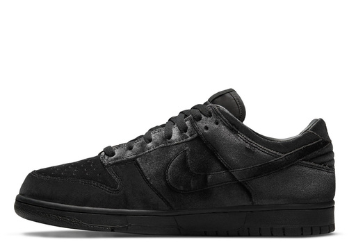 Dover Street Market x Dover Street Market Dunk Low Triple Black (2022)