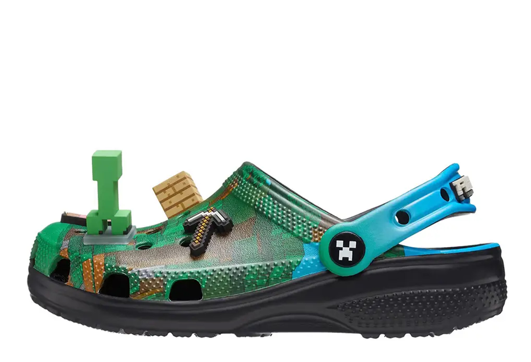 Crocs x Minecraft Classic Clog 'Dark Forest' (2025) GREEN sneaker – authenticated on KLEKT