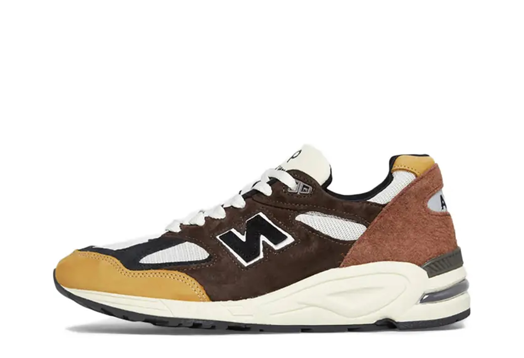 New Balance 990v2 Made In USA Brown White (2023) sneaker – authenticated on KLEKT