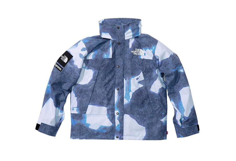 Supreme x The North Face® Bleached Denim Print Mountain Jacket Indigo (FW21) INDIGO sneaker – authenticated on KLEKT