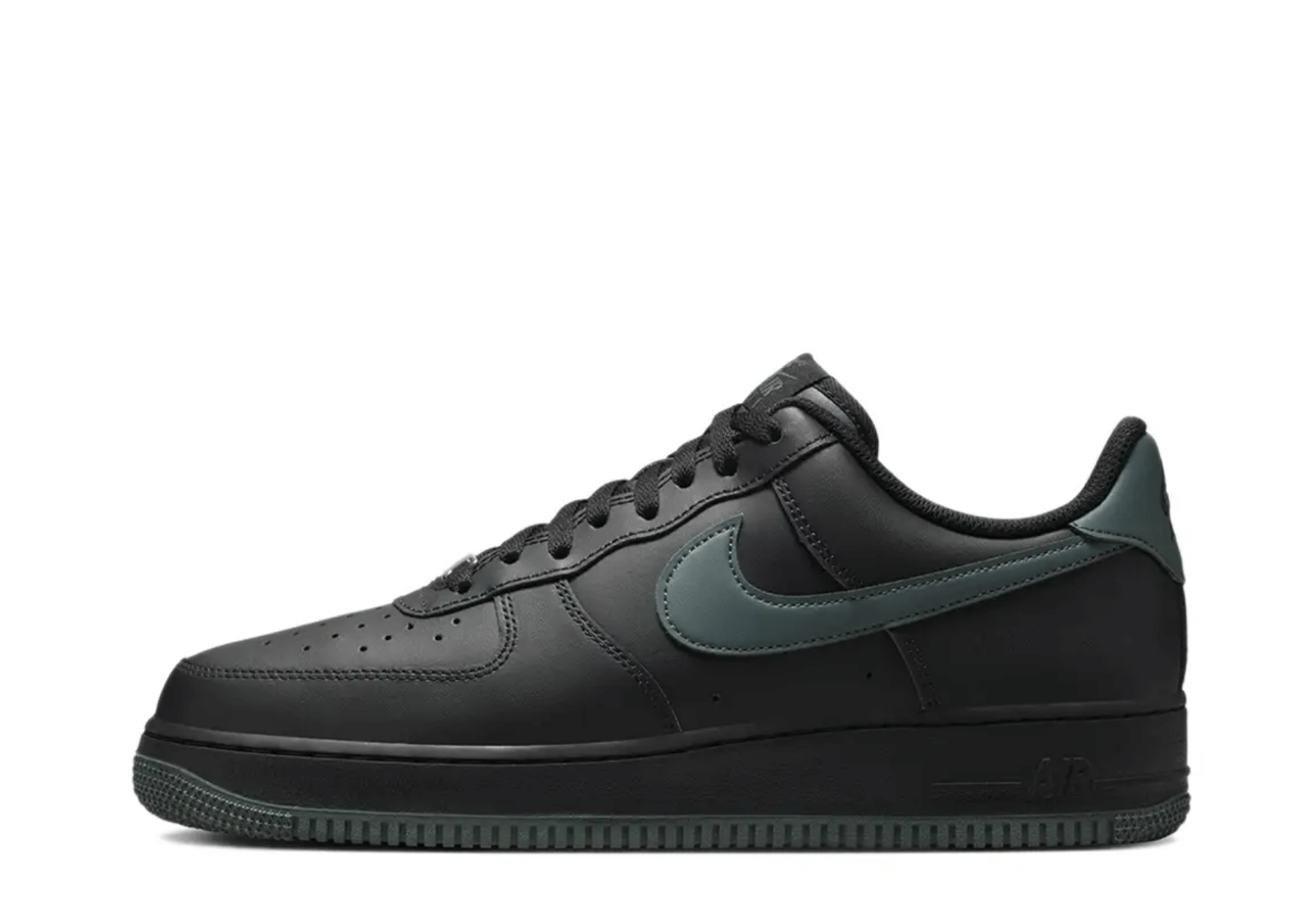 Nike Air Force 1 Low 'Black Vintage Green' (2024) BLACK/VINTAGE GREEN sneaker – authenticated on KLEKT