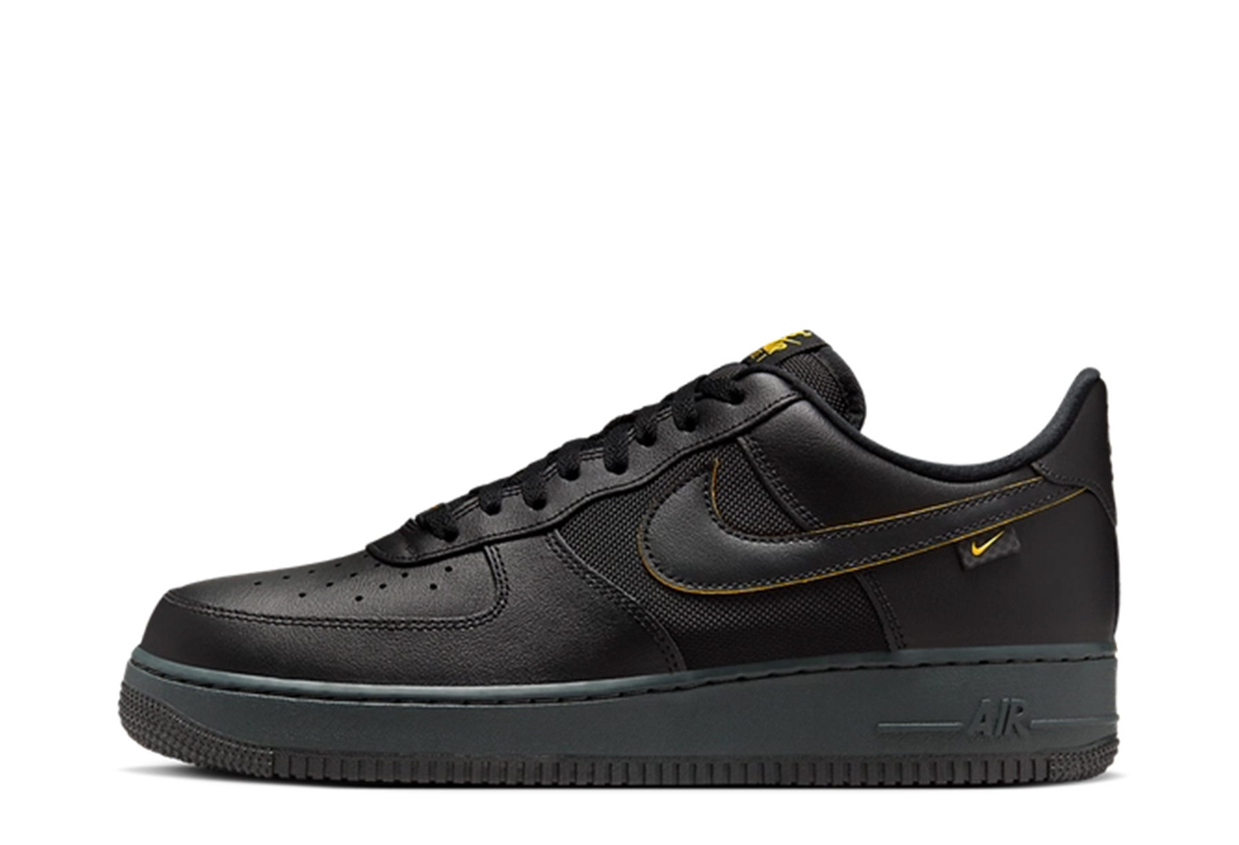 Nike Air Force 1 Low '07 'Black University Gold' (2024) Black/Black/Yellow Ochre/Black/Dark Smoke Grey sneaker – authenticated on KLEKT