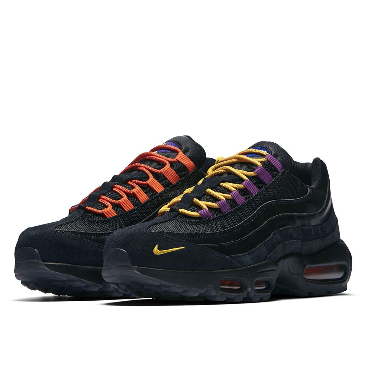 Nike Air Max 95 LA vs. NYC sneaker – authenticated on KLEKT