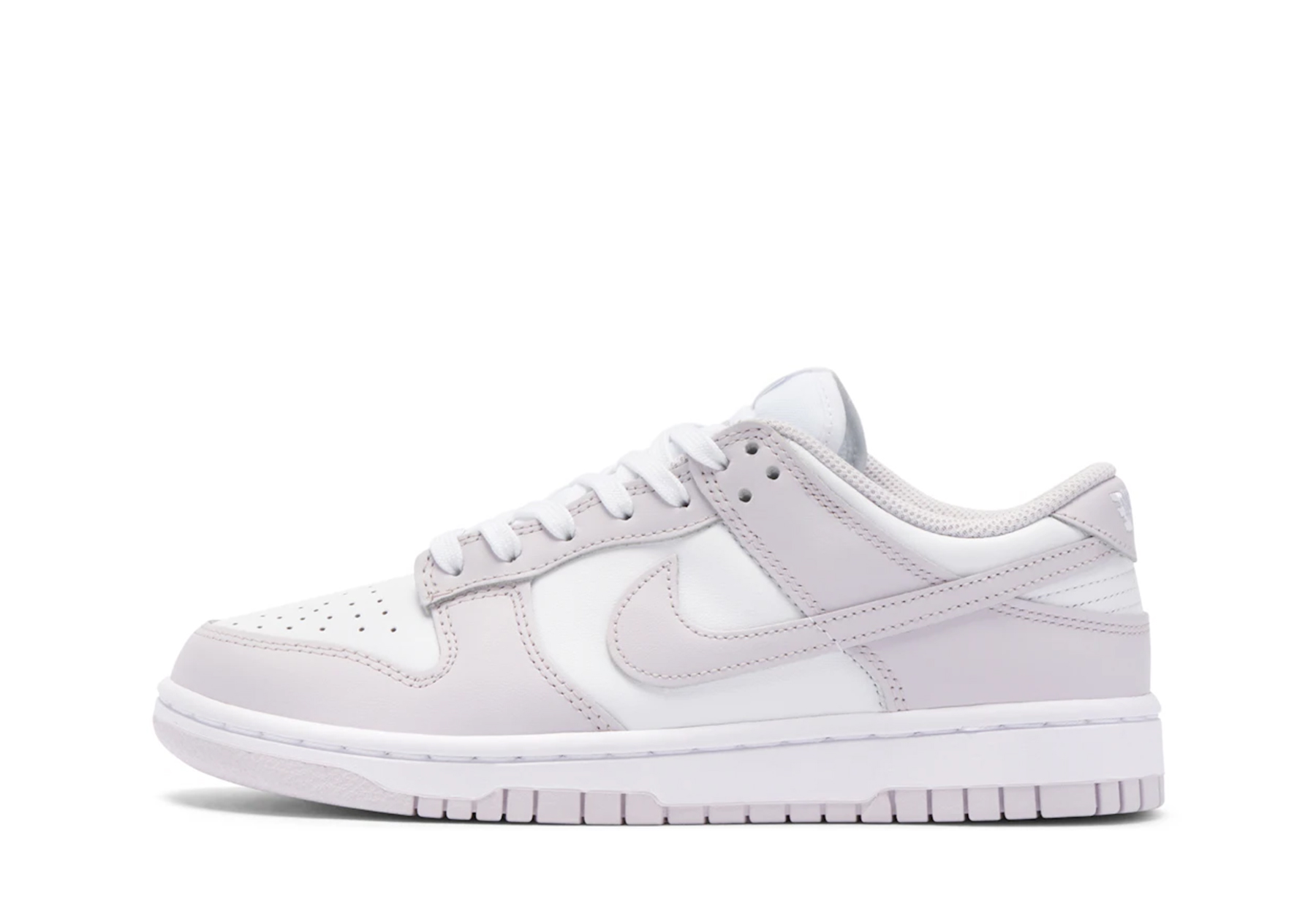 Nike Dunk Low WMNS 'White Light Violet' (2022) WHITE/LIGHT VIOLET sneaker – authenticated on KLEKT