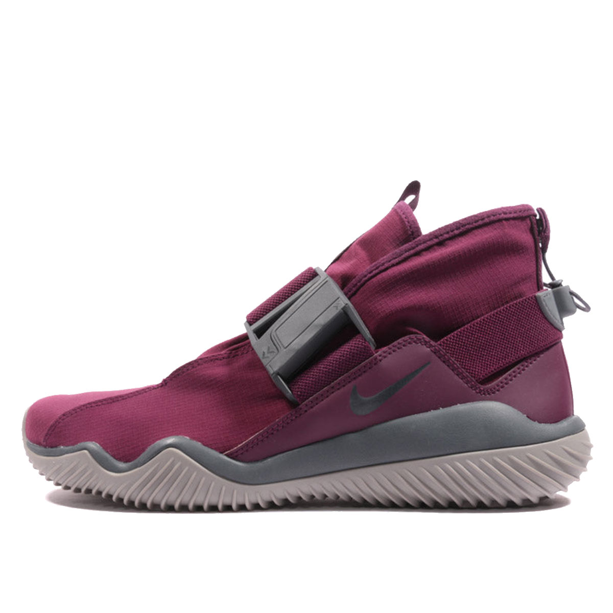 Nike Komyuter Premium Bordeaux (2017) sneaker – authenticated on KLEKT