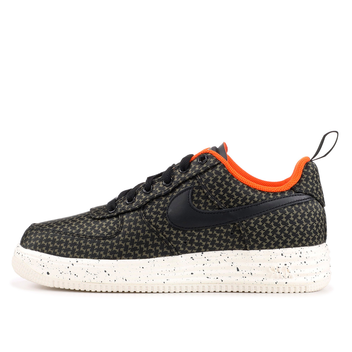 Nike x Undefeated Lunar Force 1 Low Black sneaker – authenticated on KLEKT