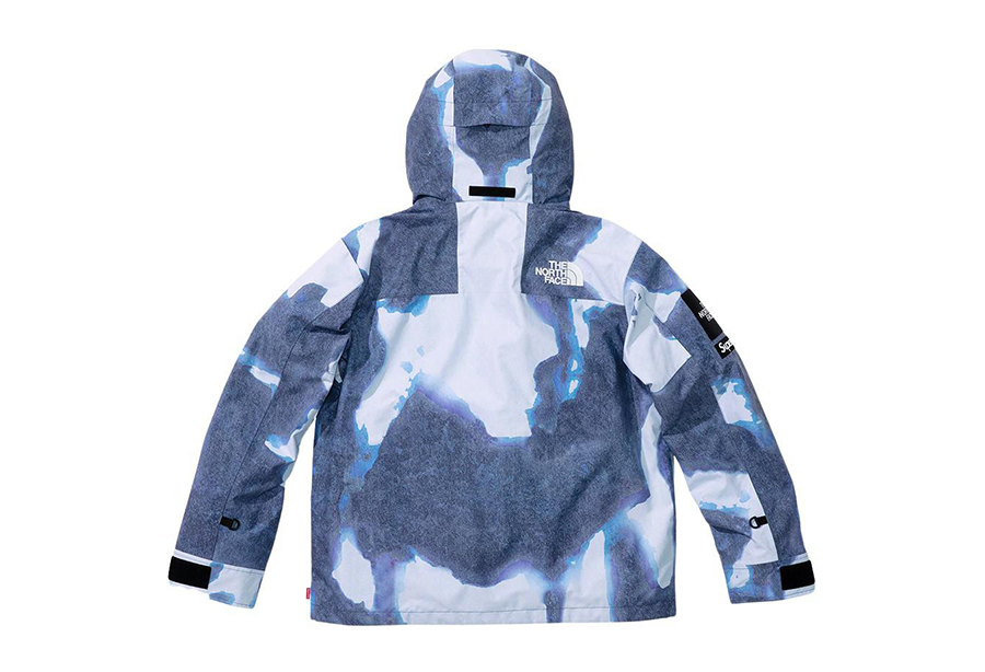 Supreme x The North Face® Bleached Denim Print Mountain Jacket Indigo (FW21) INDIGO sneaker – authenticated on KLEKT
