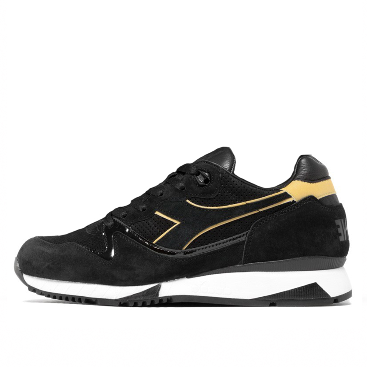 Diadora LA MJC All Gone V7000 Black (2006) sneaker – authenticated on KLEKT