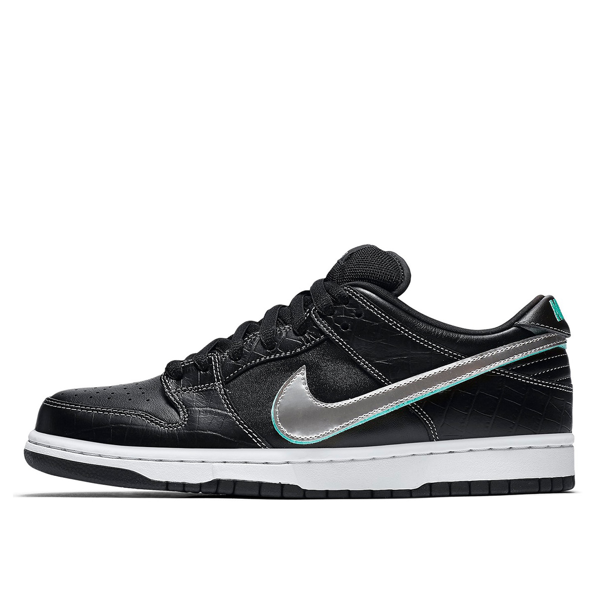 Nike SB x Diamond Supply Co. Dunk Low 'Black Diamond' (2018) sneaker – authenticated on KLEKT