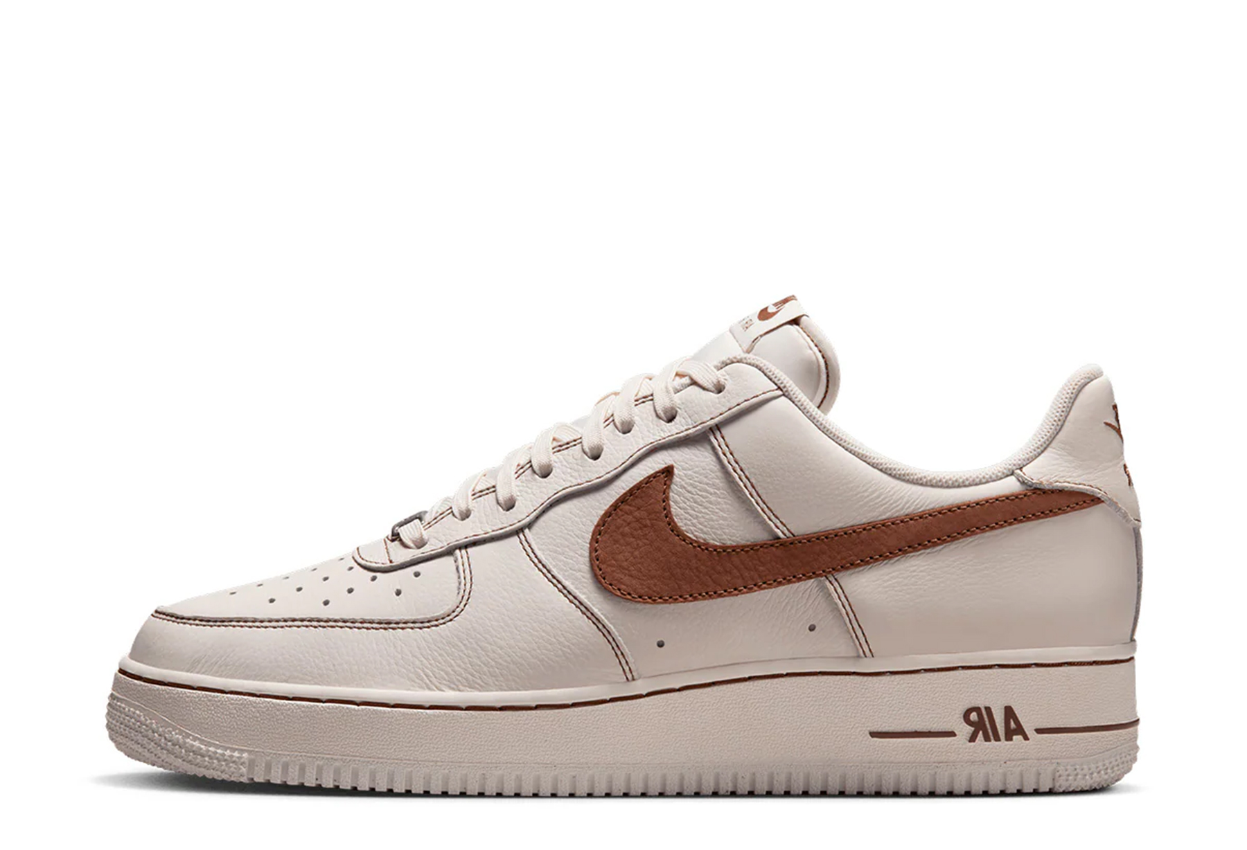 Nike Air Force 1 Low 'Ivory Saddle Brown' (2025) Ivory/Saddle Brown sneaker – authenticated on KLEKT