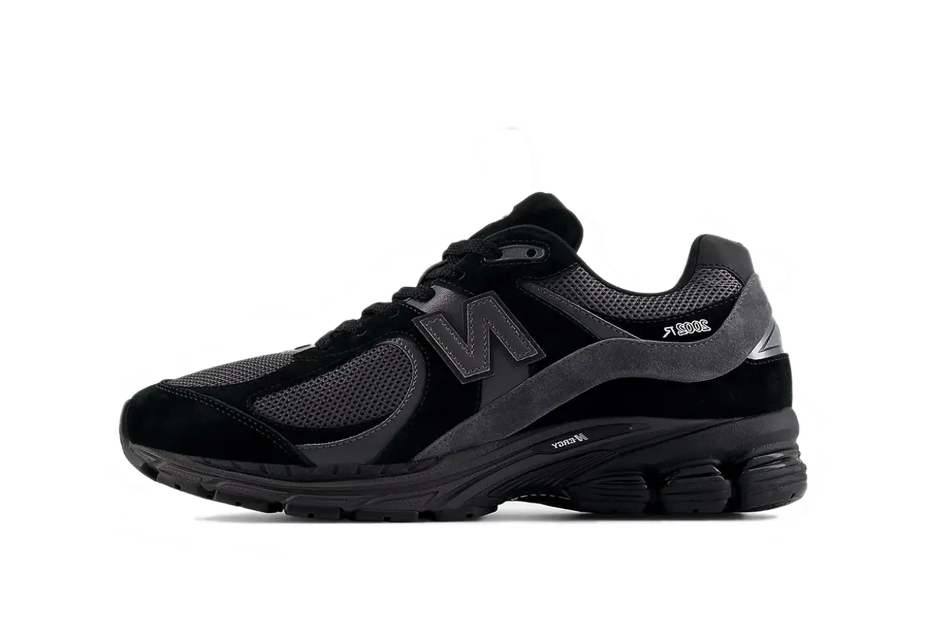 New Balance 2002R 'Black Dark Grey' (2024) BLACK sneaker – authenticated on KLEKT