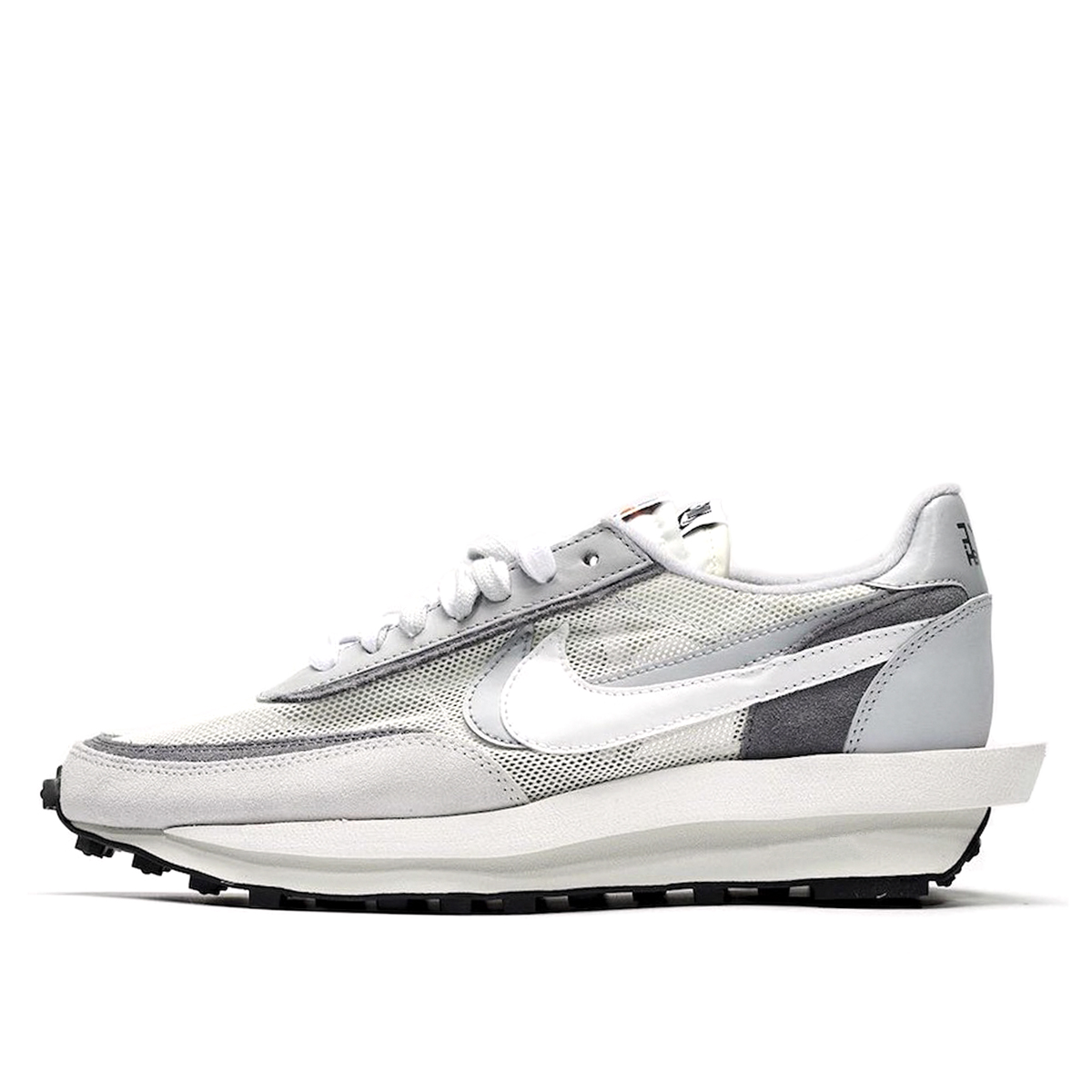 Nike x Sacai LDV LDWaffle Summit White (2019) sneaker – authenticated on KLEKT