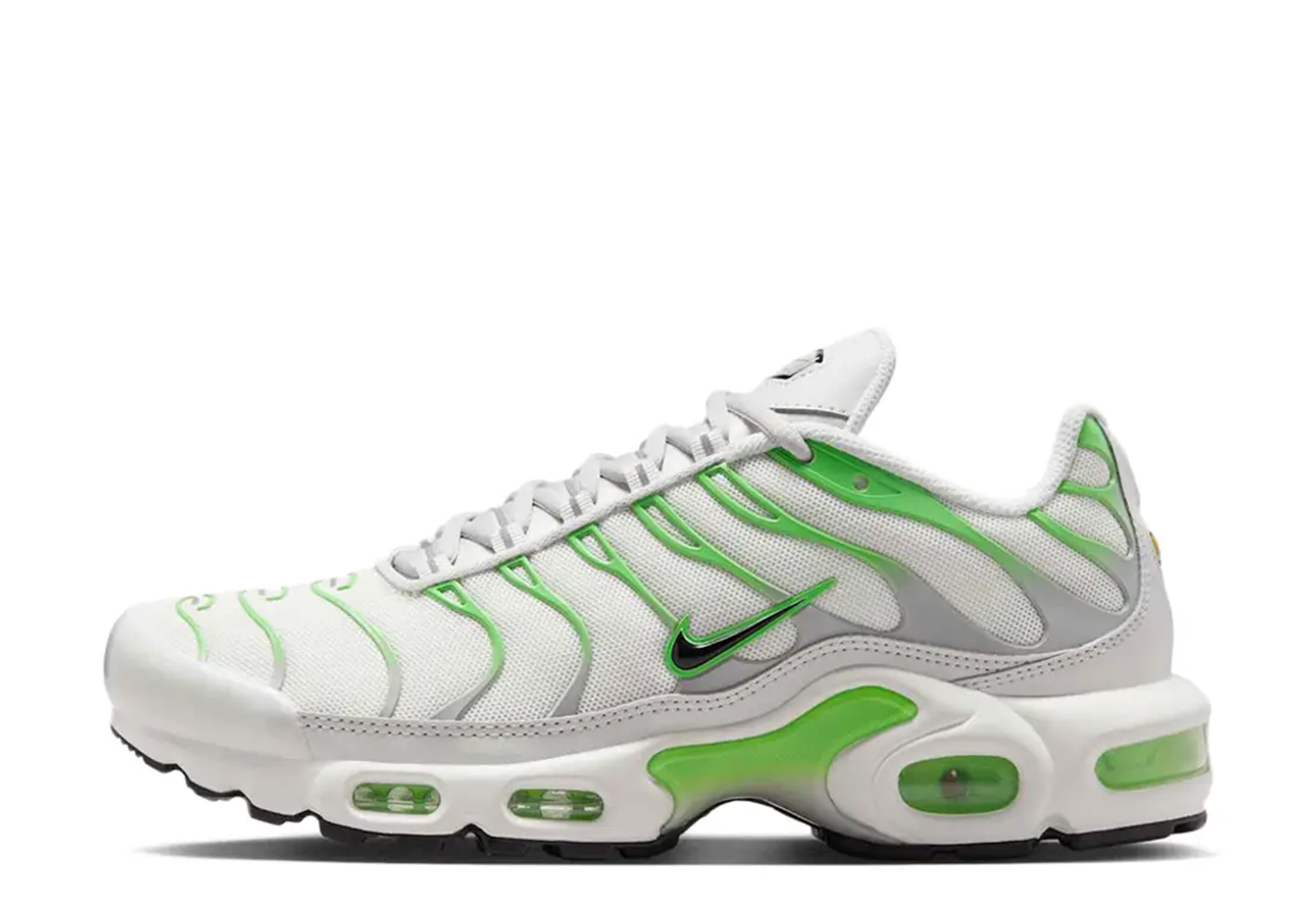Nike TN Air Max Plus 'White Green Strike' (2025) GREEN sneaker – authenticated on KLEKT