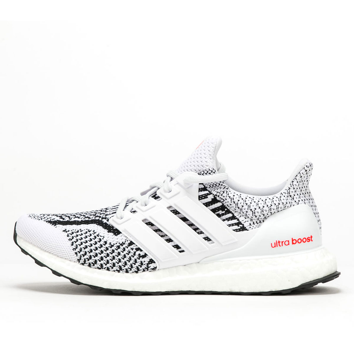 Adidas Ultra Boost DNA 5.0 Zebra (2021) CLOUD WHITE/CORE BLACK sneaker – authenticated on KLEKT