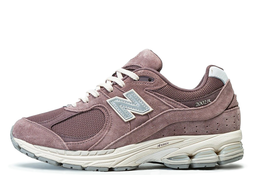 New Balance New Balance 2002R Black Fig (2022) brown/white sneaker – authenticated on KLEKT