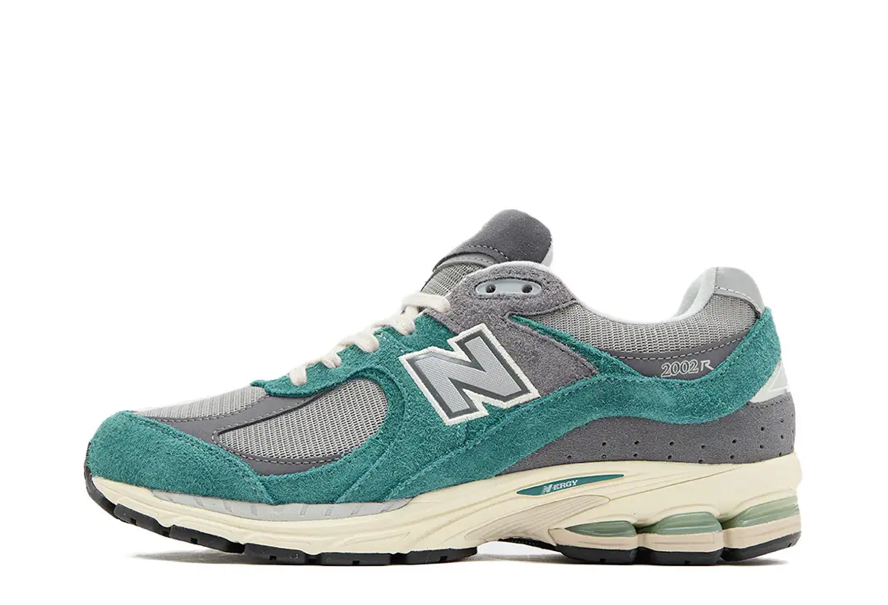 New Balance 2002R 'Spruce Magnet' (2024) Black/Metallic Gold sneaker – authenticated on KLEKT