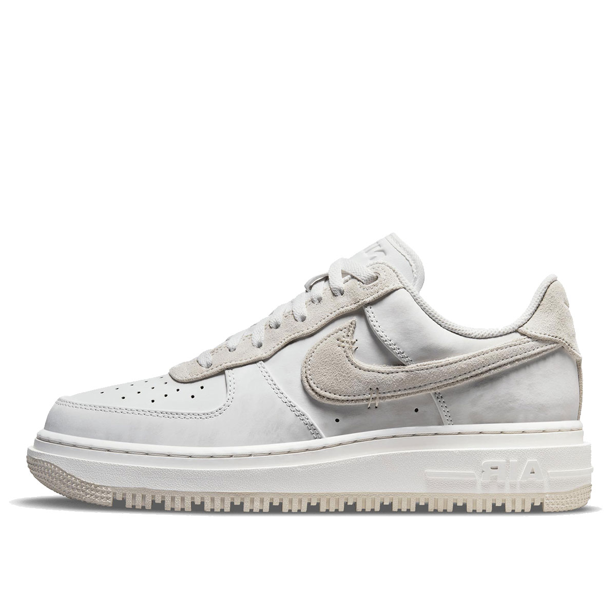 Nike Air Force 1 Luxe 'Summit White' (2022) SUMMIT WHITE/SUMMIT WHITE-LIGHT BONE sneaker – authenticated on KLEKT