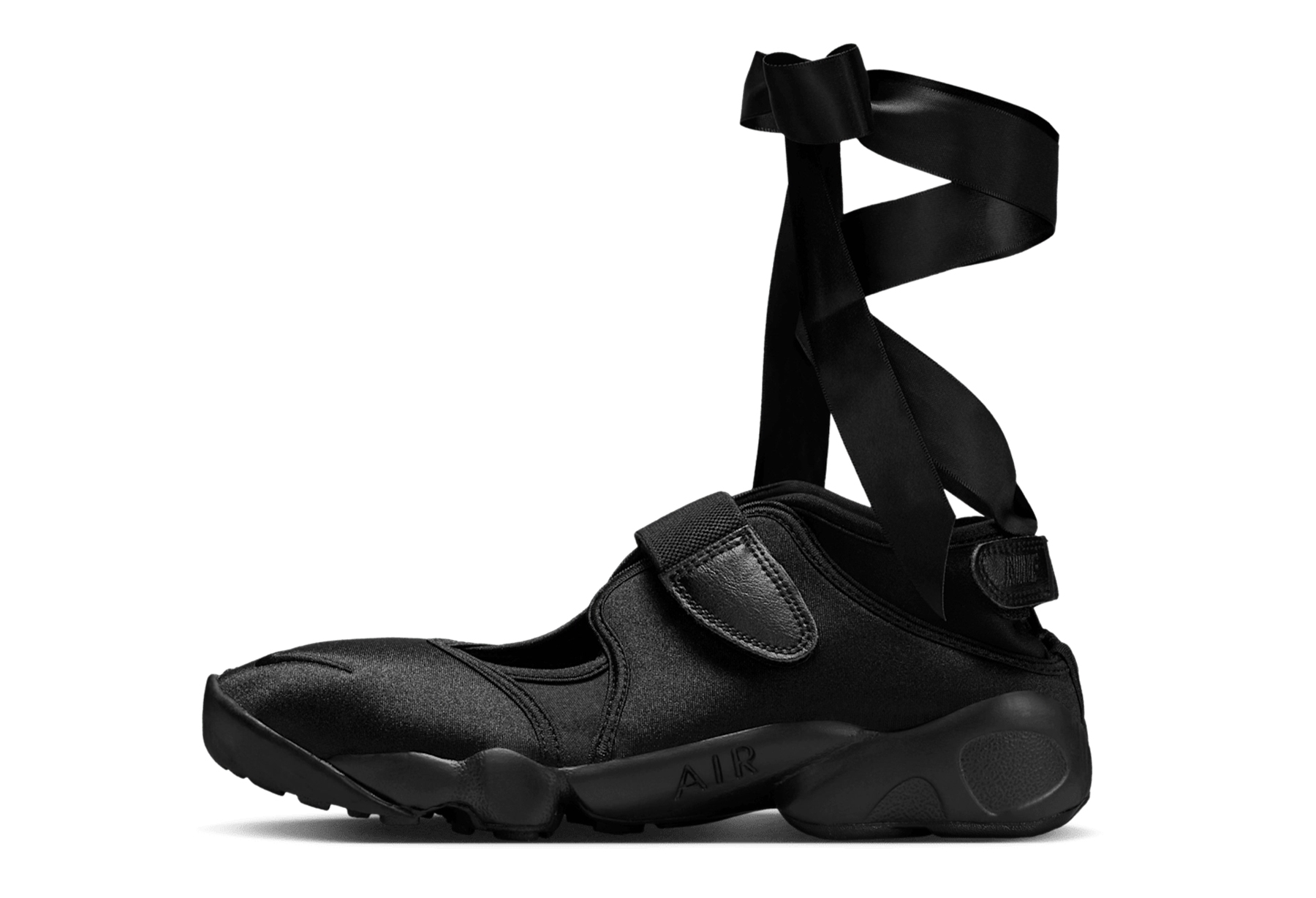 Nike Air Rift 'Black Swan' (2025) BLACK/BLACK sneaker – authenticated on KLEKT