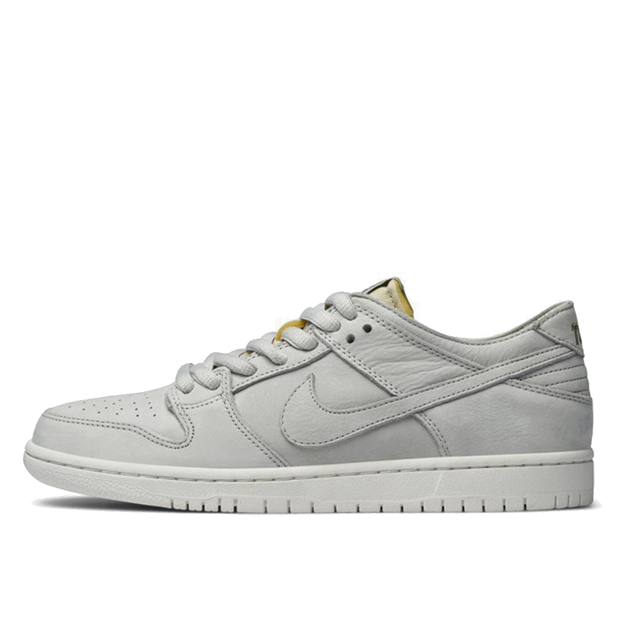 Nike SB Dunk Low Decon Light Bone (2018) sneaker – authenticated on KLEKT