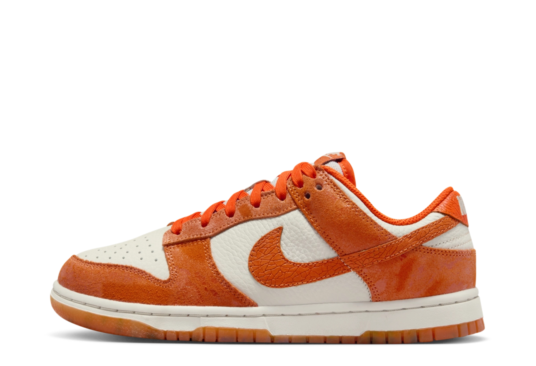 Nike Dunk Low WMNS 'Cracked Orange' (2023) Cracked Orange/Light Grey sneaker – authenticated on KLEKT