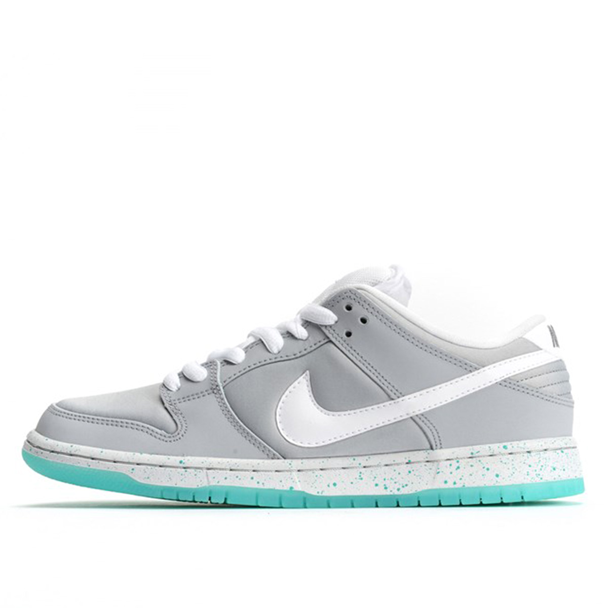 Nike SB Dunk Low 'Marty McFly' (2015) sneaker – authenticated on KLEKT