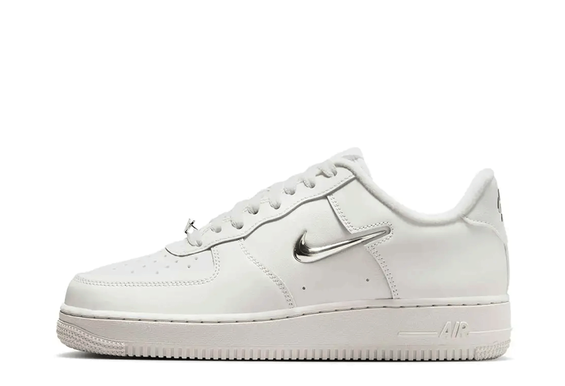 Nike Air Force 1 07 WMNS 'Phantom Pure Platinum' (2026) WHITE sneaker – authenticated on KLEKT