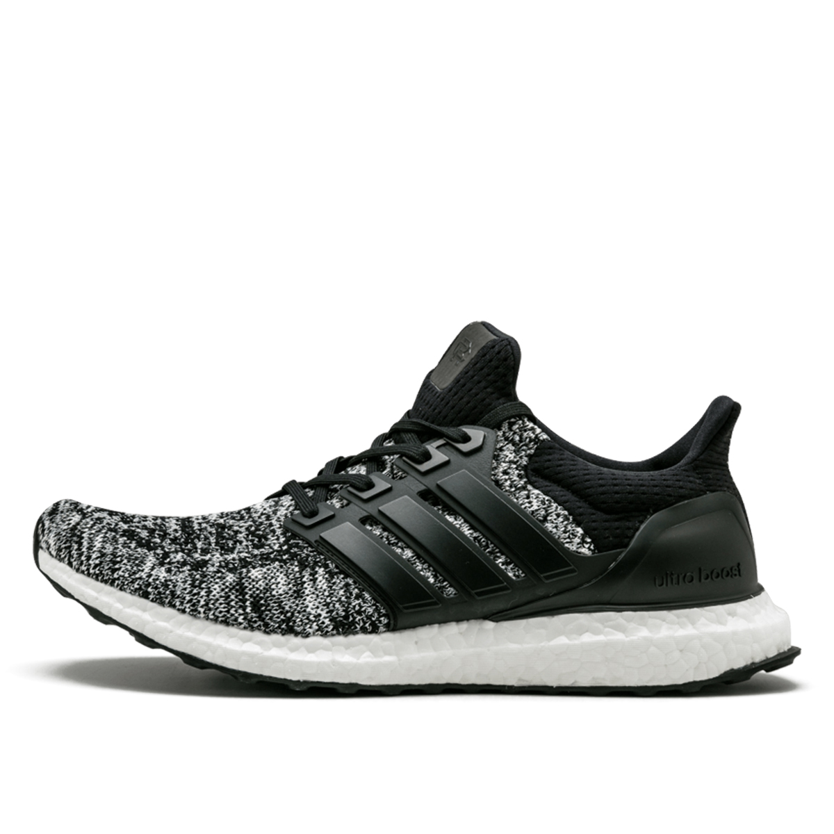 Adidas Ultra Boost Reigning Champ Core Black White sneaker – authenticated on KLEKT